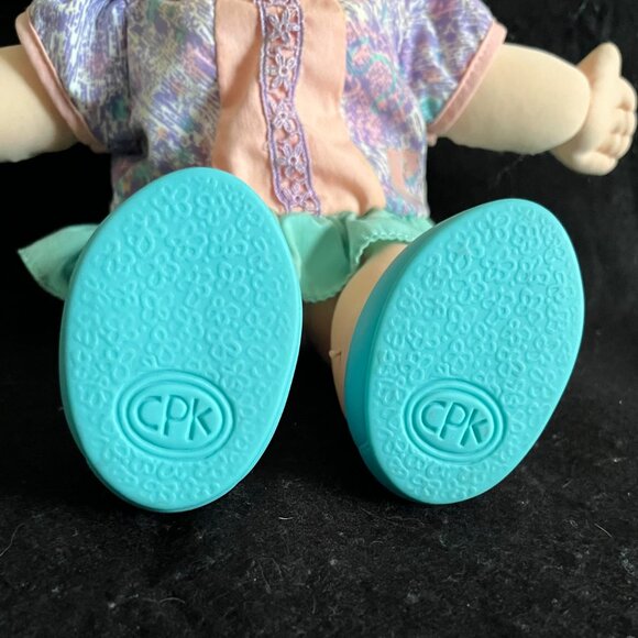 Retro Vintage ‘Baby’ Cabbage Patch Kids Doll 15” - Picture 8 of 11